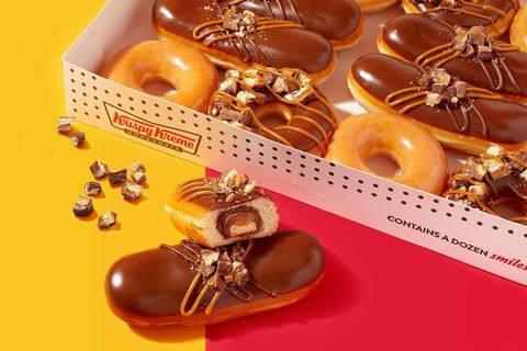 krispy kreme twix karmelowy batonik pączki