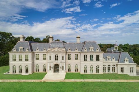 Versailles Mansion Long Island