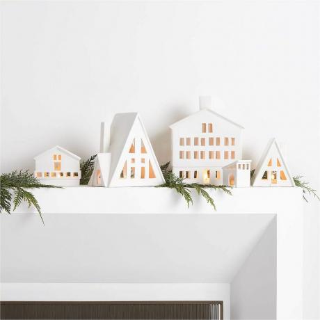 Alpejski biały ceramiczny dom bożonarodzeniowy