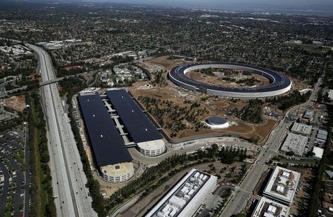 Nowa siedziba Apple 28 kwietnia 2017 r. W Cupertino w Kalifornii