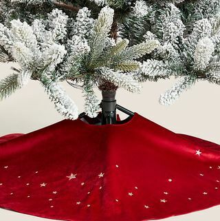 Czerwona aksamitna spódnica w drzewo