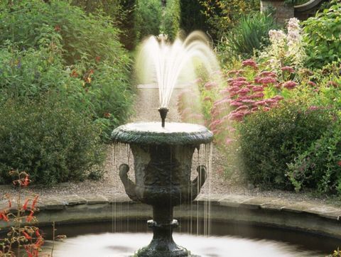fontanna-ogród angielski-wiejski