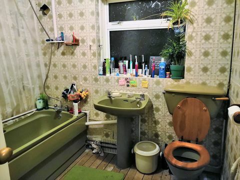 Victorian Plumbing - zawody Worst Bathroom w Wielkiej Brytanii