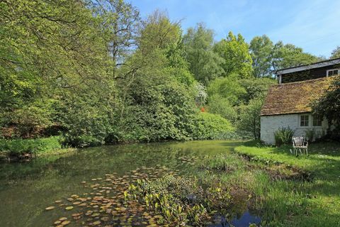 Crockham House - Westerham - Kent - staw - Humberts