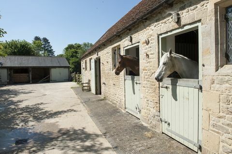 Obiekt z okresu w Great Milton, Oxfordshire