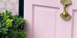 drzwi wejściowe pomalować na różowo drzwi wejściowe