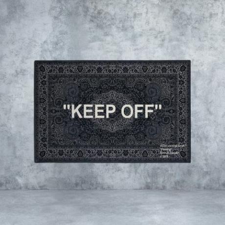 Ikea sprzedaje teraz online limitowany dywan Virgila Abloha KEEP OFF za 400 funtów