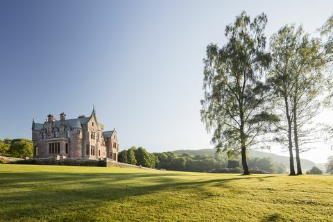 Crawfordton House, Scottish Baronial Mansion House - zamek