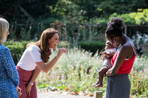 księżna Cambridge spotyka się z rodzinami i kluczowymi organizacjami, aby omówić dobro rodziców