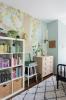 Ta przytulna, artystyczna sypialnia Amy Sklar to marzenie nastolatki