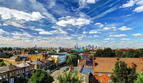 Panoramę Londynu w lecie