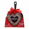 W tym roku firma Target ponownie sprzedaje patelnię Reese Cookie w kształcie serca