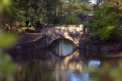 Zamek Starborough - Marsh Green - Kent - most - Savills