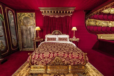 palais garnier upiór w sypialni opera airbnb