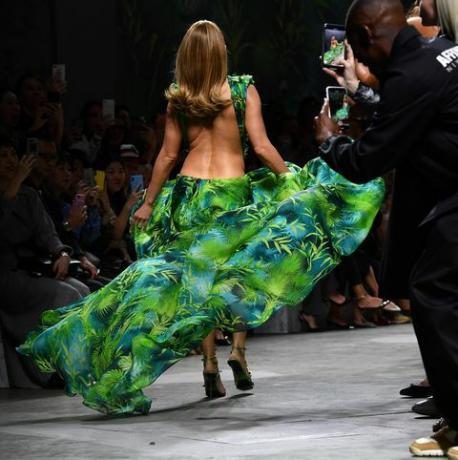 Versace - Pas startowy - Milan Fashion Week Wiosna / Lato 2020