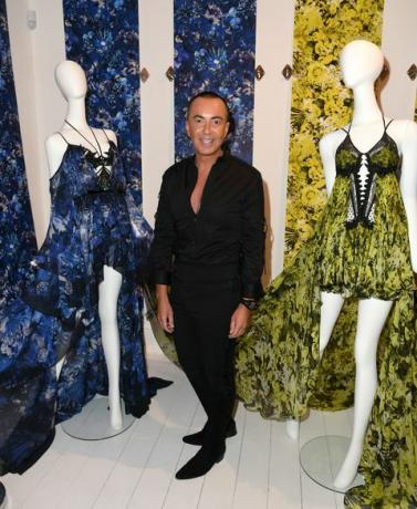 Julien Macdonald wraz z Graham & Brown wprowadza kolekcję tapet couture