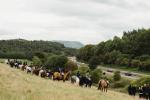 Zdjęcia pokazują emocjonalną ostatnią podróż królowej Elżbiety przez Szkocję, na których znalazły się dziesiątki koni