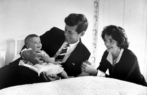 John F. I Jacqueline Kennedy With Baby Caroline Kennedy