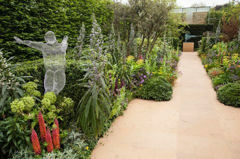 Chelsea Flower Show 2013, artretyzm Wielka Brytania, projektant Chris Beardshaw złoty medal promienny ogród i świadomy ogród poza