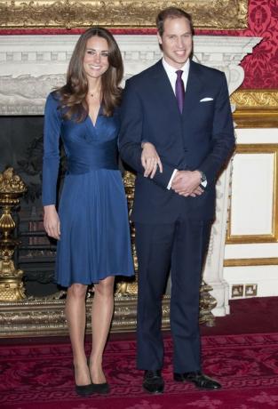 dress-like-kate-middleton-zaręczynowe-zdjęcia